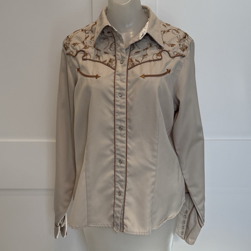 Women's Embroidered Western Button-Up Shirt - Beige